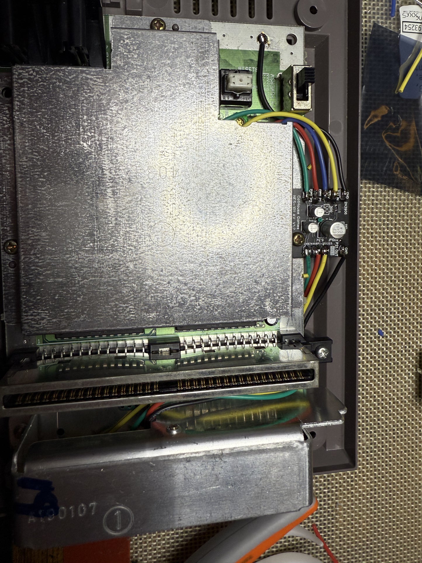 NES Toploader AV Mod